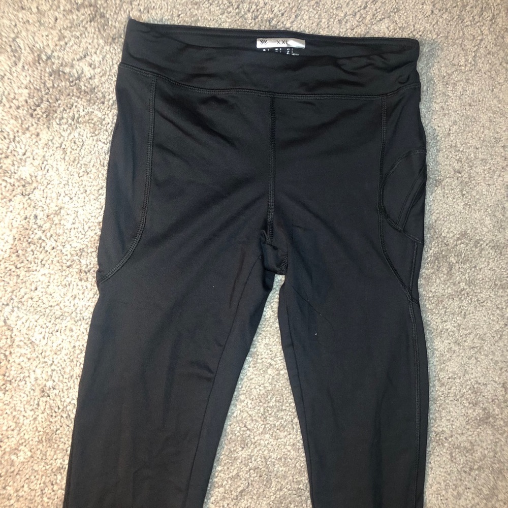Forever 21 athletic capris